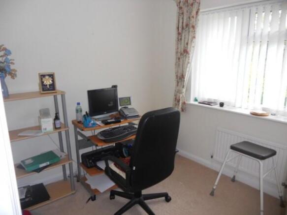 Photo 12