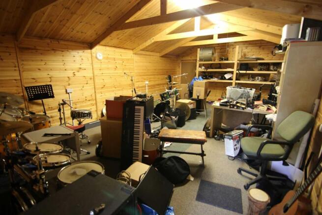 Photo 10