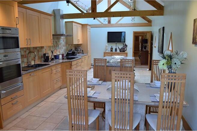 Kitchen / Breakfast
