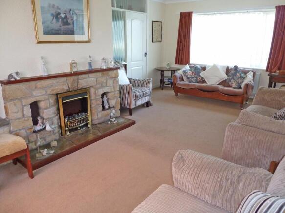 Double aspect Lounge