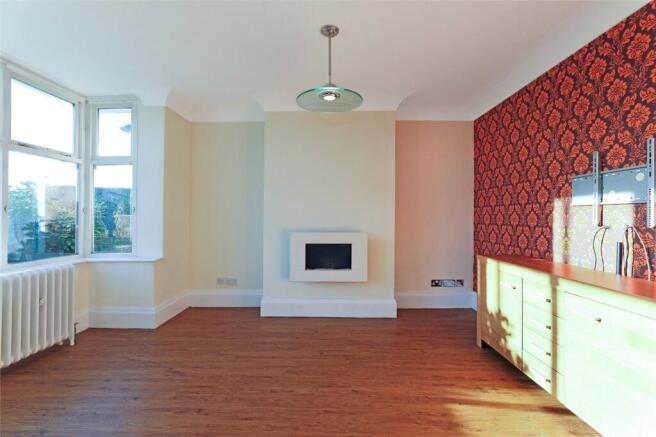 4 bed Semi-Detached for sale Image 10
