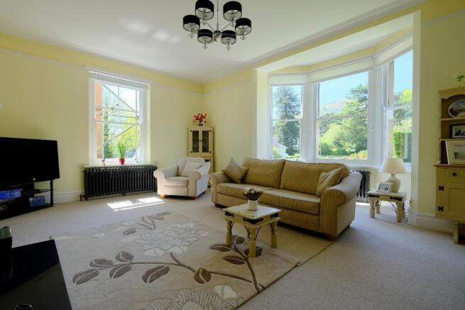 21' x 18'10 sitting room