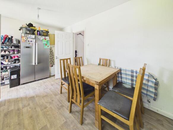 3 bed Semi-Detached for sale Image 5