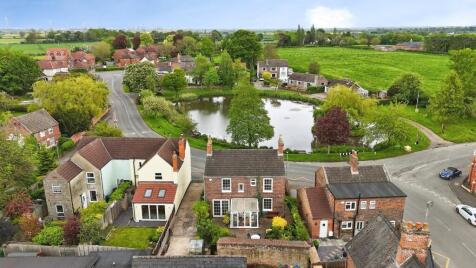 Pond Side, Wootton, Ulceby, Lincolnshire, DN39 6SF