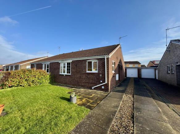 2 Bedroom Bungalow - semi detached for Sale