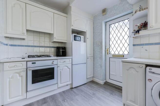 3 bed Semi-Detached for sale Image 8