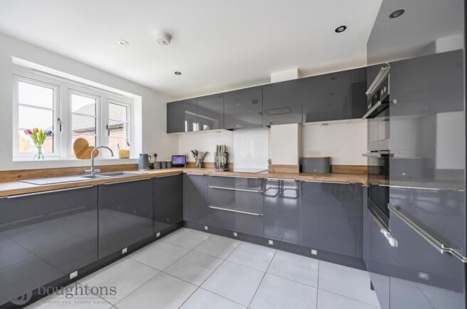 Ganymede Lane, Brackley, NN13 photo 4