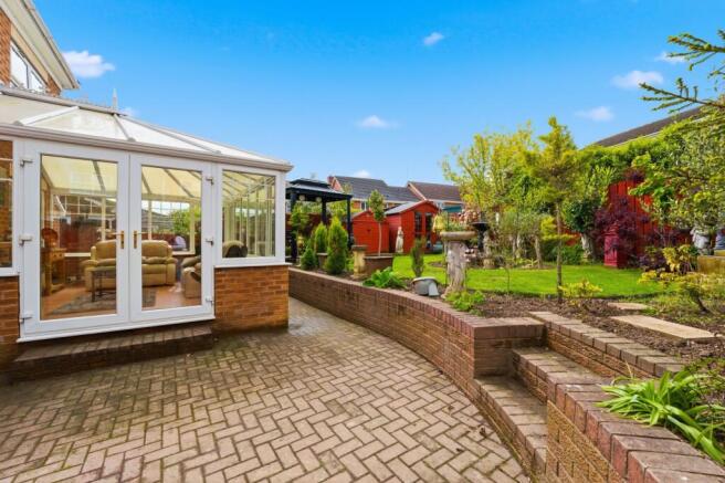 4 bed Detached for sale Image 12