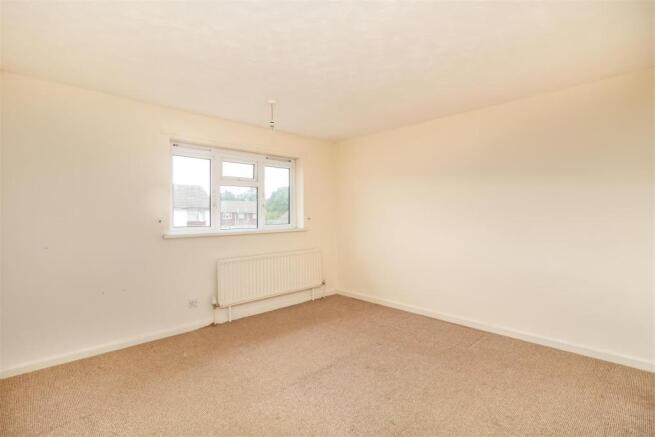 Bedroom 1.jpg