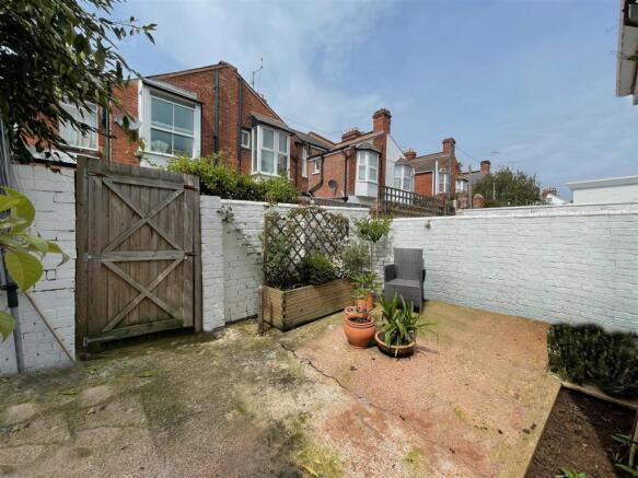 7 East Grove Road - 09.jpeg