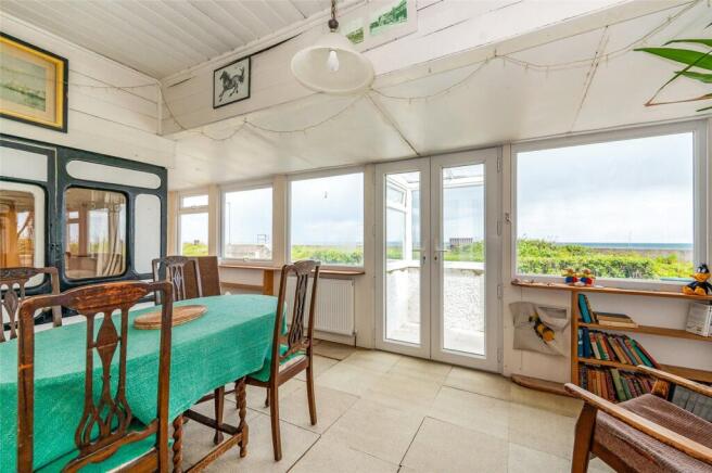 Serving Room