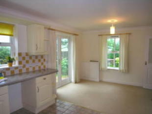 Further Kitchen