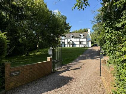 Long Green, Forthampton