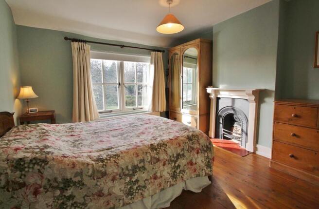 Bedroom 2.JPG