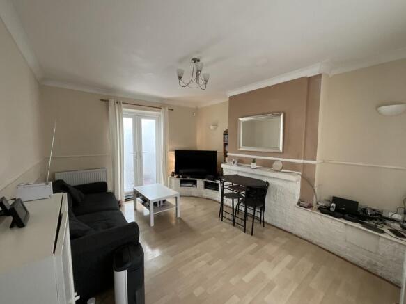 Grindon Crescent, Nottingham, NG6 photo 4