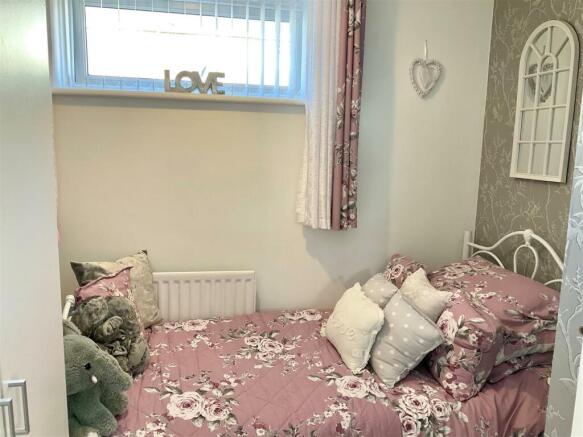 bed3.jpg