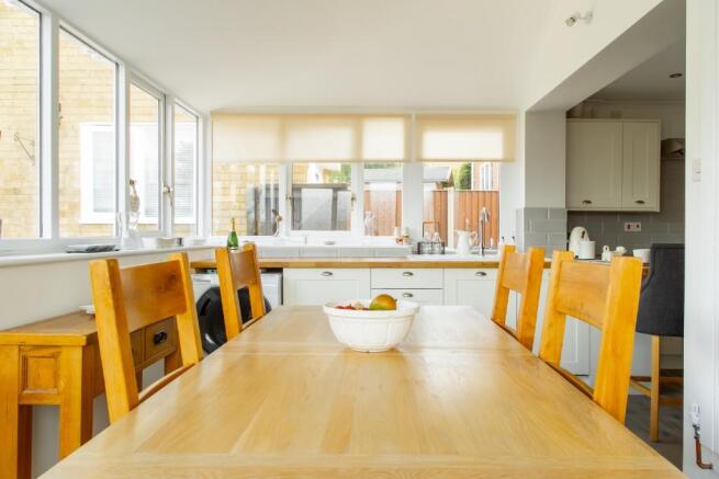 Kitchen dining room