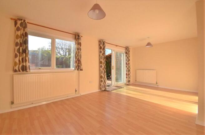 Living/Dining Room