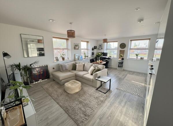 Lounge / Diner / Kitchen