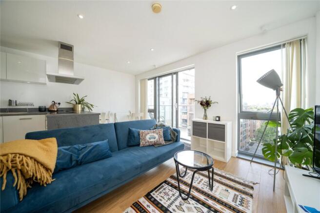 Living Room/Kitchen