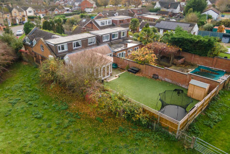 Dunstable Road, Tilsworth, Leighton Buzzard
