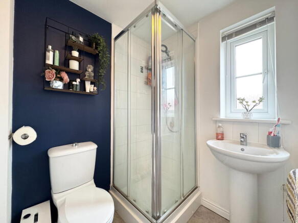 3 bed Semi-Detached for sale Image 12
