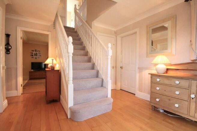 14 Crofters Drive, COTTINGHAM (7)_lzn.jpg
