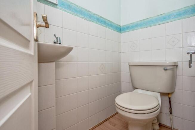 2 bed Bungalow for sale Image 12