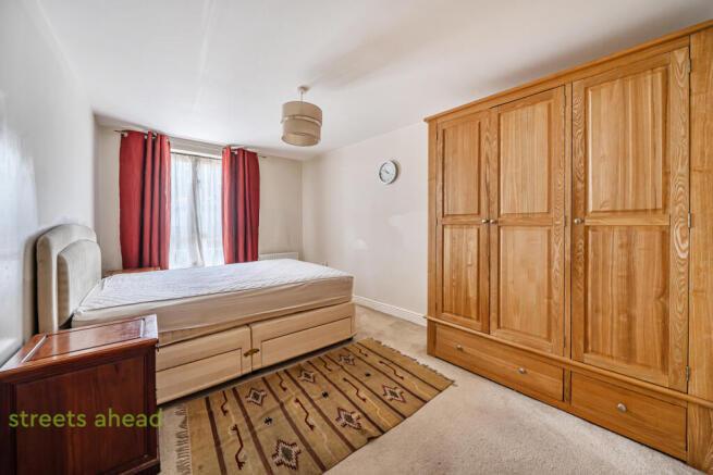 a0cd3cde-00e1-43e...