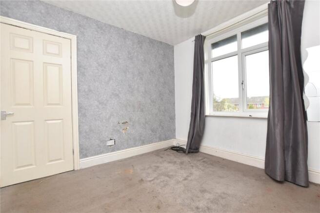 3 bed Semi-Detached for sale Image 10