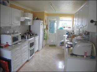 Kitchen / Dining
