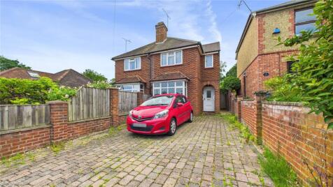 Guildford Road, Lightwater, Surrey, GU18