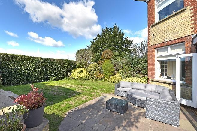 Sunny rear garden