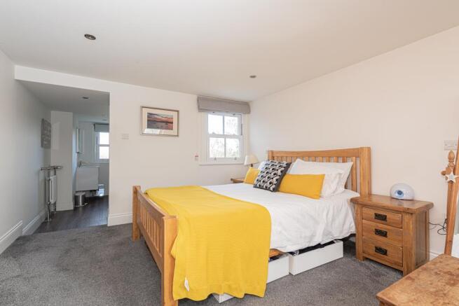 (Rightmove) 12.jpg