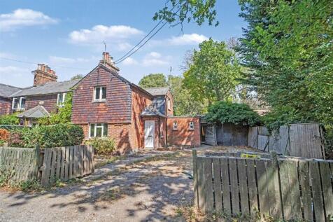Mill Lane, Padworth, READING