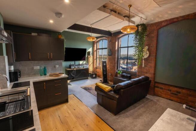 Apt 504 The Mill 24.jpg