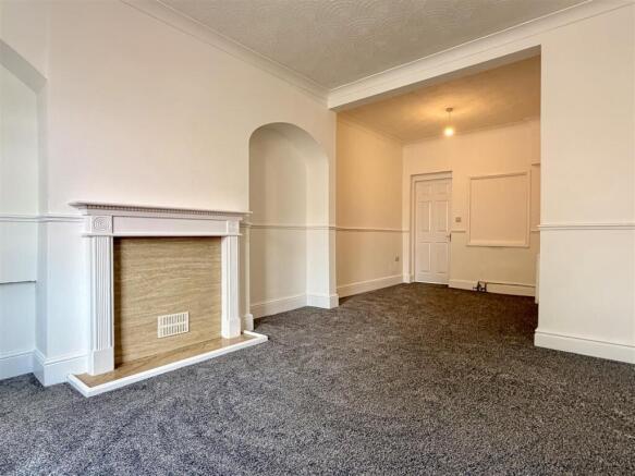 3 bed Terraced for sale Image 7