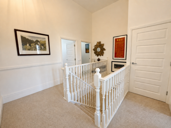 4 bed Terraced for sale Image 9