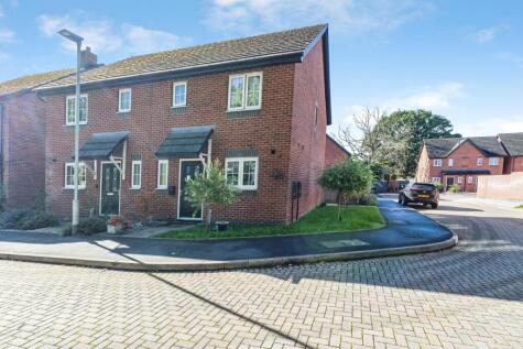Manor Grove, Stafford, Staffordshire, ST16