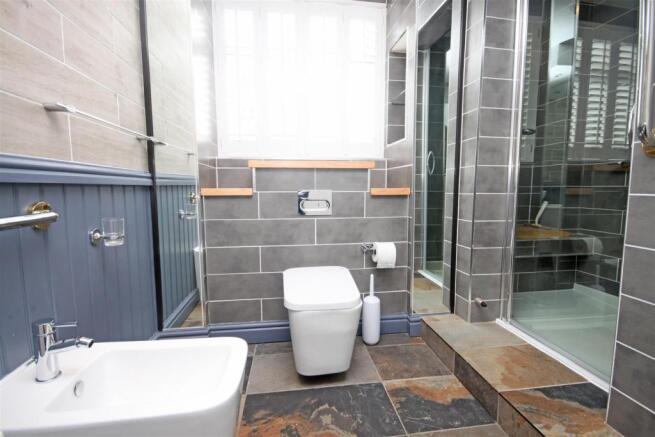 Shower Room/Wc