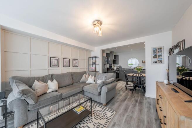 1 bed Flat for sale Image 5