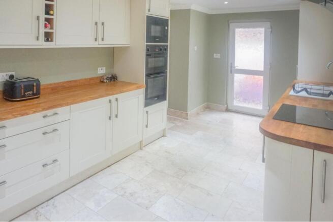 Kitchen/breakfast