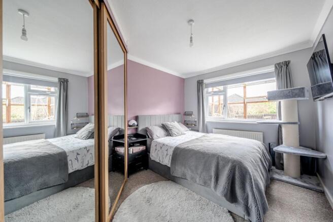 2 bed Semi-Detached Bungalow for sale Image 8