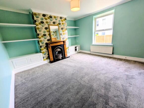 3 bed Terraced for sale Image 7