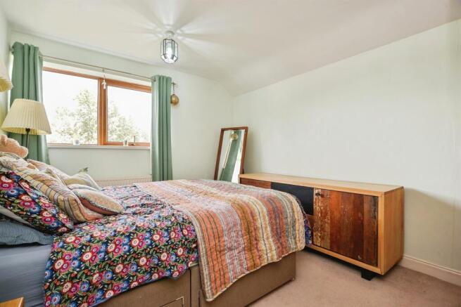 3 bed Detached for sale Image 10
