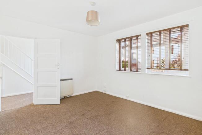 CAM02519G0-PR0366-STILL006