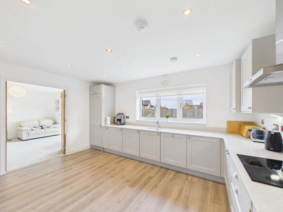 3 bed Detached Bungalow for sale Image 6