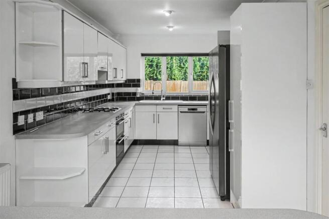 Kitchen/Breakfast Room