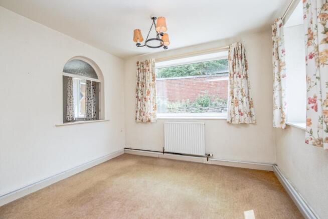 2 bed Bungalow for sale Image 5