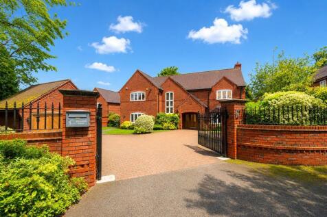 Hollyhill Road, Shenstone, WS14 0JF